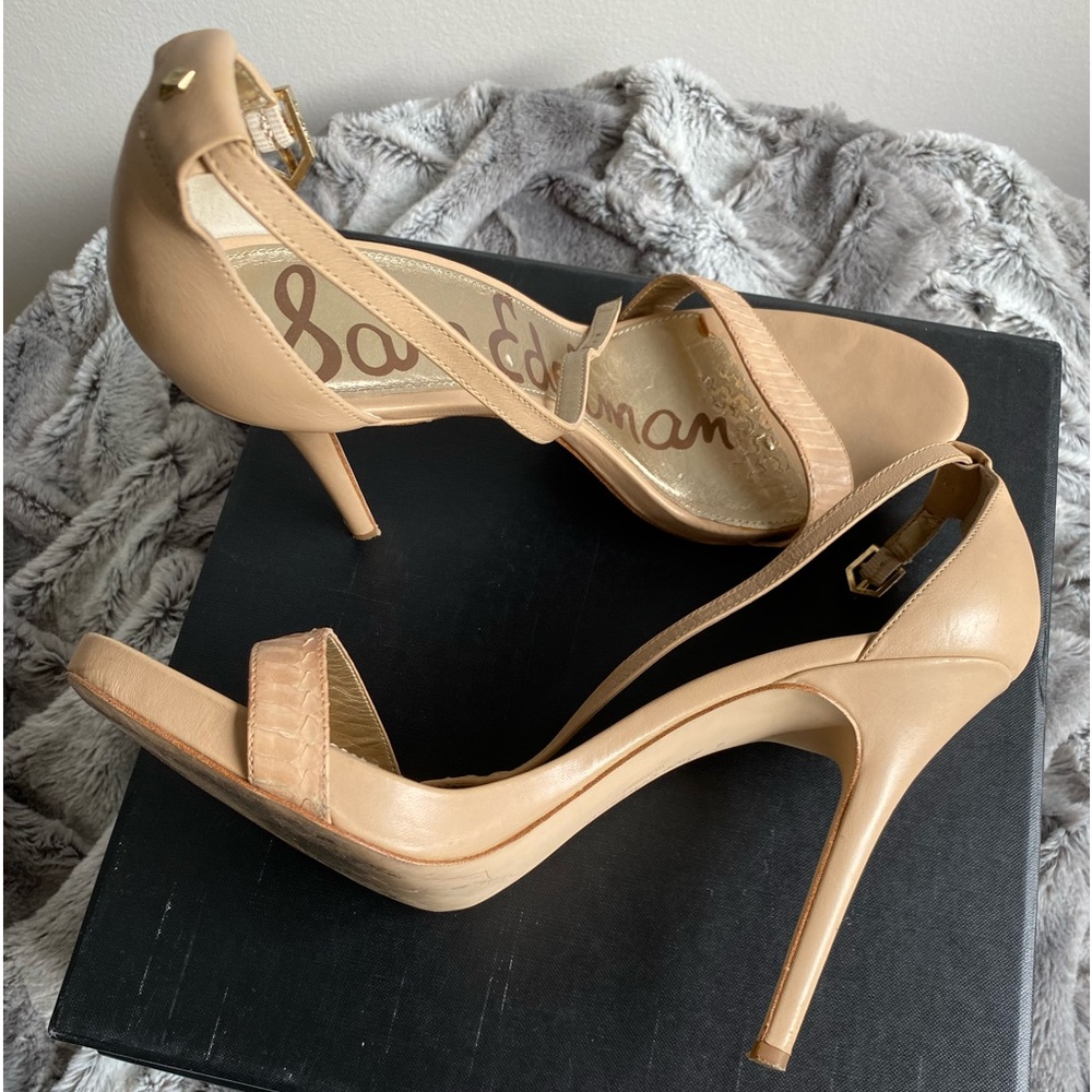 Sam Edelman size 11 gently worn. Neutral color